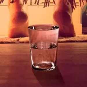 ¿Cuánto tiempo se coloca el recipiente con agua debajo del colchón? cuanto-tiempo-se-coloca-el-recipiente-con-agua-debajo-del-colchon