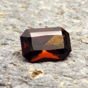 El precio de las turmalinas: ¿Cuánto debes invertir en estas piedras de protección? el-precio-de-las-turmalinas-cuanto-debes-invertir-en-estas-piedras-de-proteccion