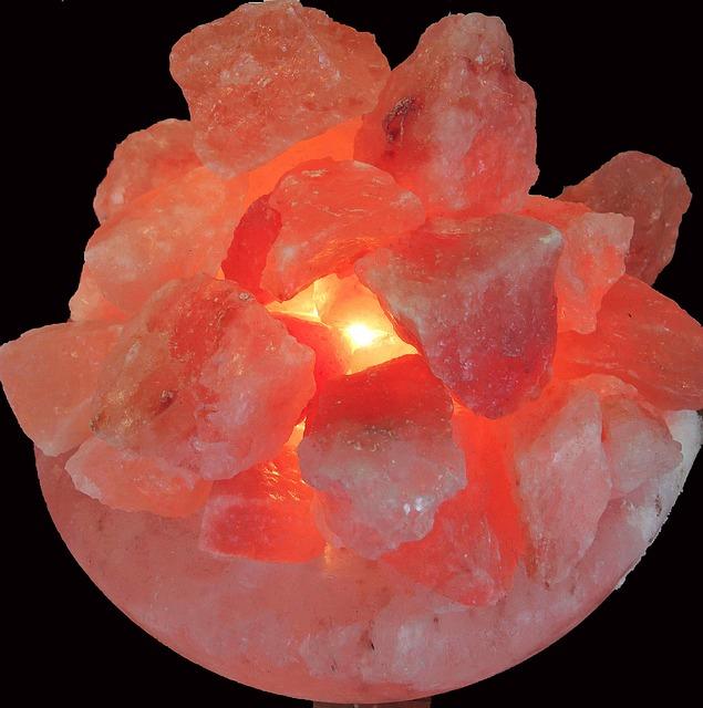 El significado de tener cristales de sal en tu hogar El significado de tener cristales de sal en tu hogar